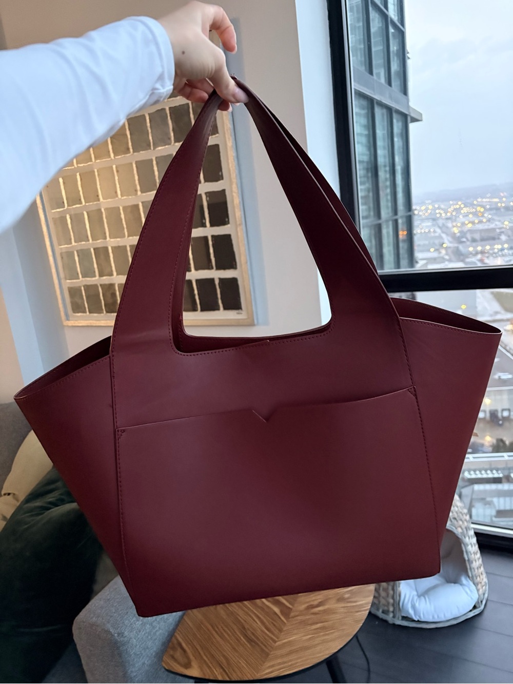 Carin Wester Burgundy Carry All Tote Bag - Picture 2 of 7